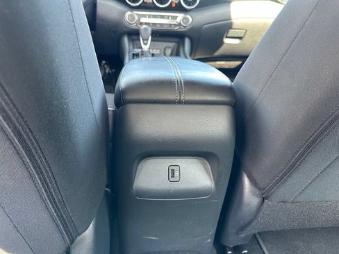 Used 2025 Nissan Sentra SV FWD image 21