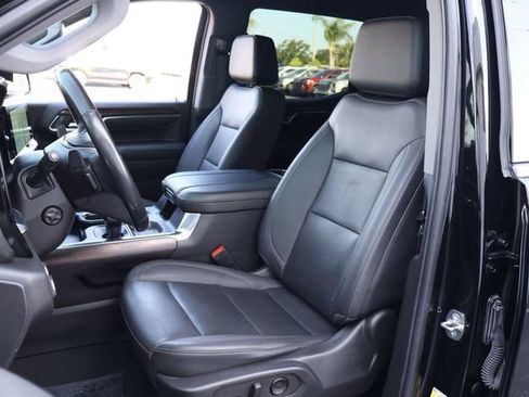 Used 2023 GMC Sierra 1500 SLT w/ SLT Premium Package AWD/4WD image 16