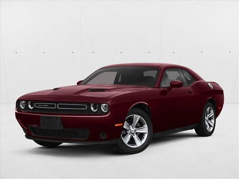 Used 2020 Dodge Challenger SXT w/ Blacktop Package RWD image 1