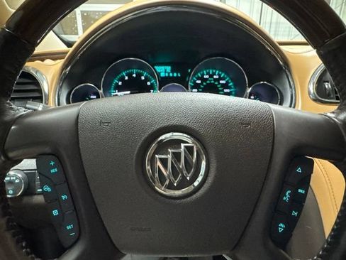 Used 2017 Buick Enclave Leather FWD image 15