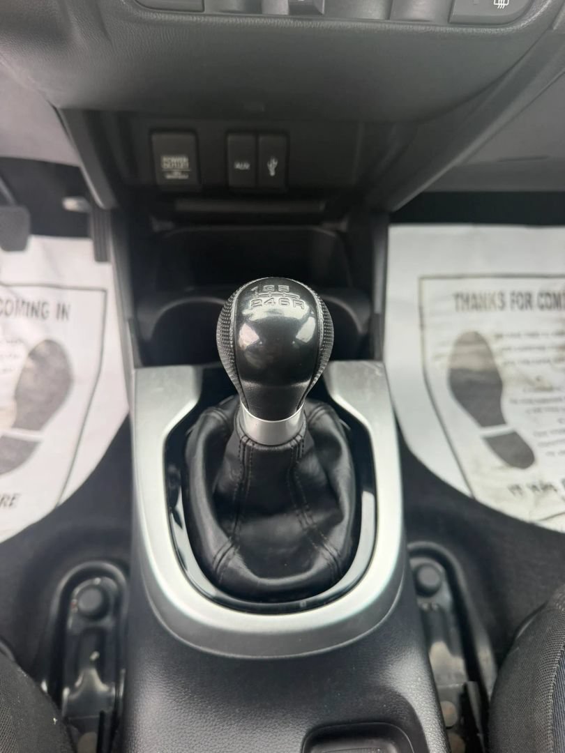 Used 2015 Honda Fit LX image 26