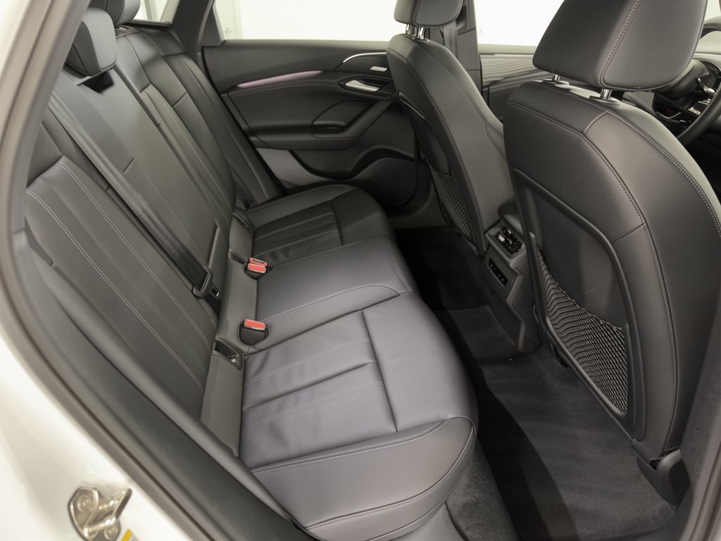 Used 2025 Audi A6 e-tron Premium Plus w/ Premium Plus RWD image 29