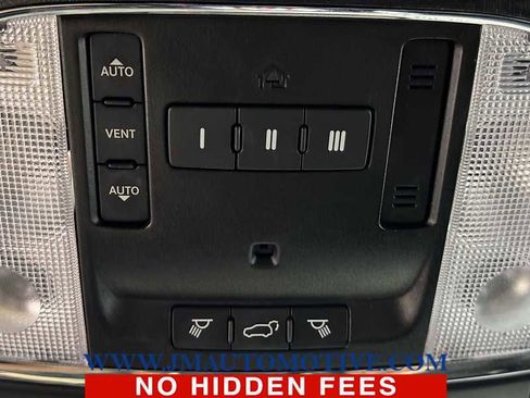 Used 2020 Dodge Durango GT image 43