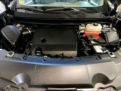 Used 2020 Chevrolet Traverse Premier w/ LPO, Floor Liner Package image 9