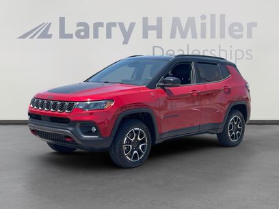 Used 2025 Jeep Compass Trailhawk