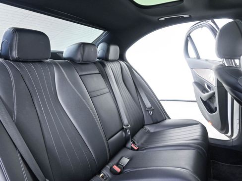 Used 2017 Mercedes-Benz E 300 image 22
