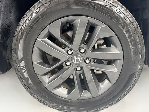 Certified 2023 Honda Ridgeline Sport image 32