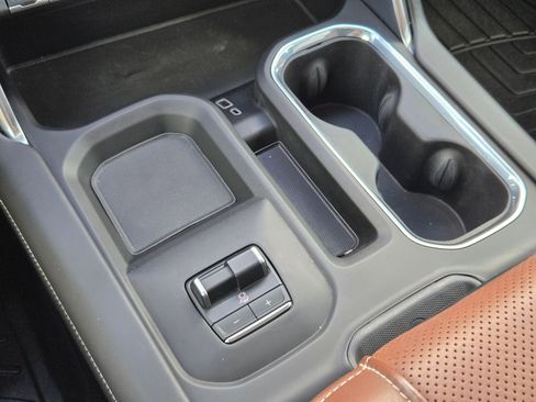 Certified 2024 GMC Sierra 3500 Denali Ultimate image 21