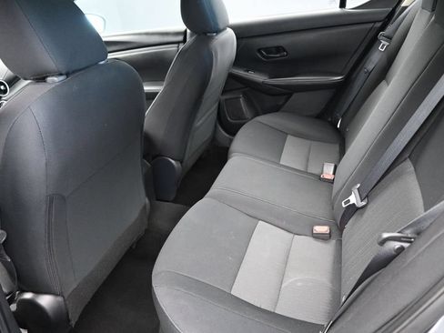 Used 2024 Nissan Sentra SV FWD image 16