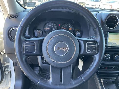 Used 2017 Jeep Patriot High Altitude image 16