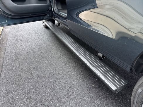 New 2026 Ford Expedition Max Platinum image 28