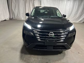 Used 2024 Nissan Rogue SV video 2