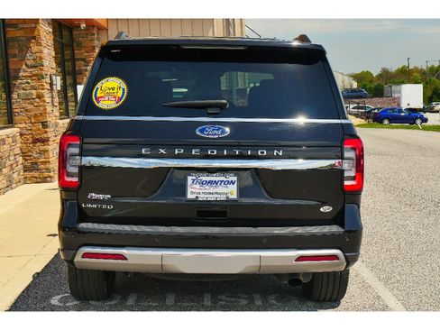 Used 2022 Ford Expedition Limited AWD/4WD image 4