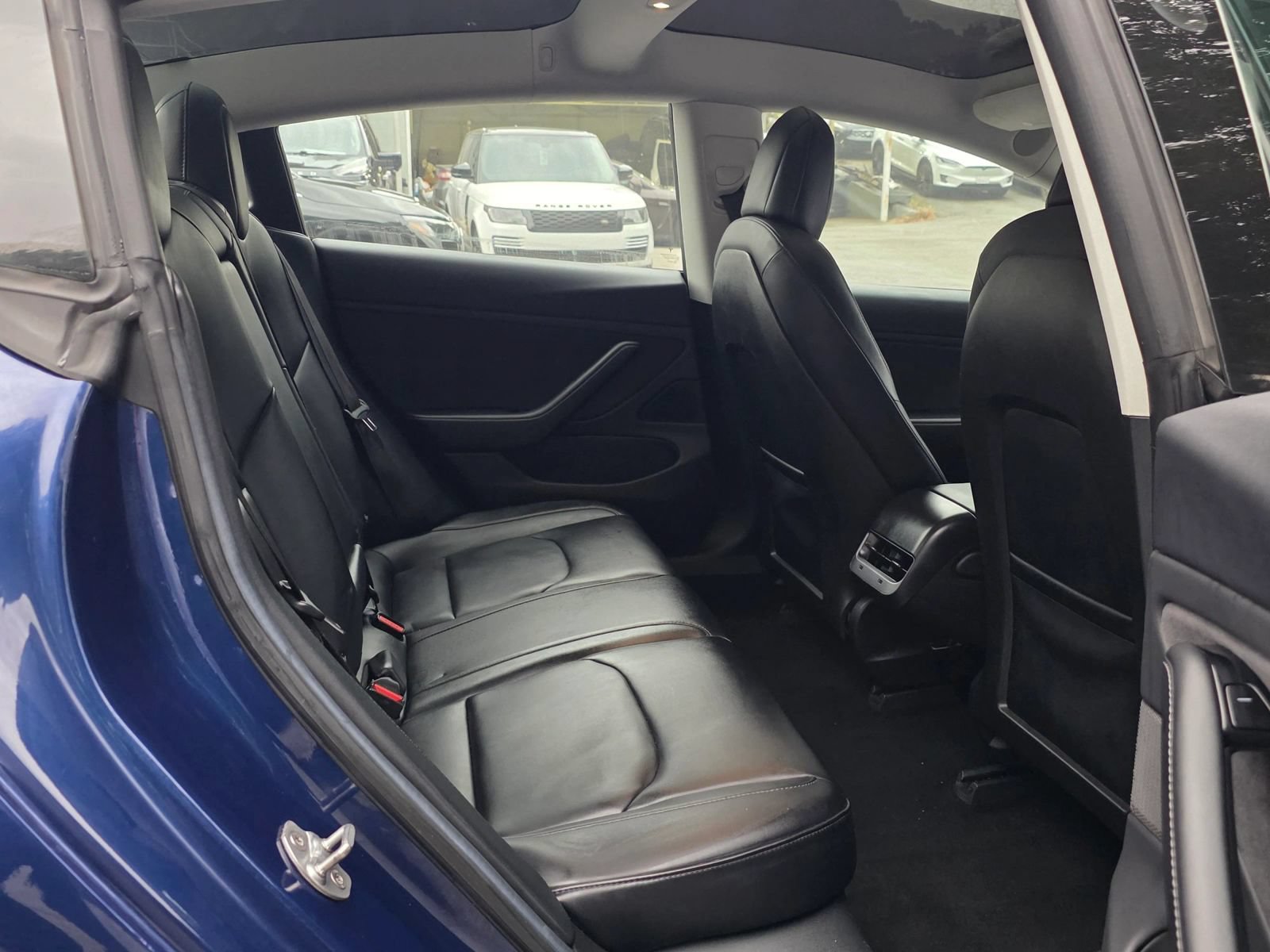 Used 2018 Tesla Model 3 Long Range RWD image 25