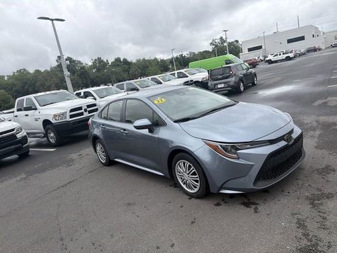 Used 2022 Toyota Corolla LE FWD image 11