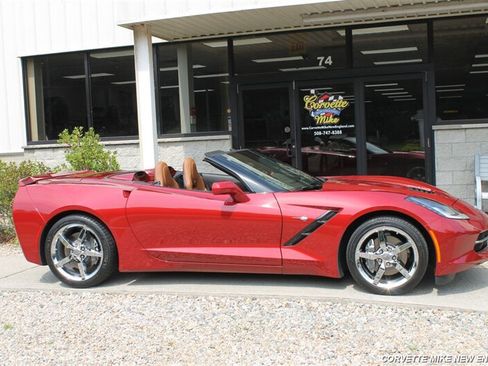 Used 2015 Chevrolet Corvette Stingray Convertible w/ 2LT Preferred Equipment Group RWD image 22