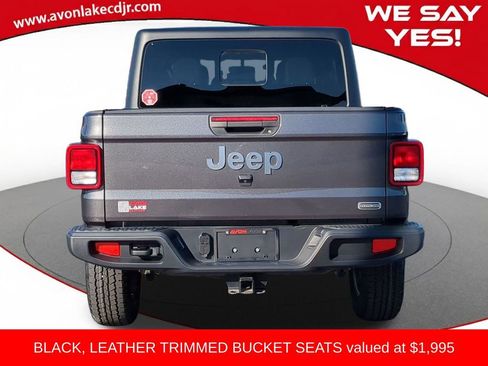 Used 2022 Jeep Gladiator Overland w/ Popular Equipment Package image 5