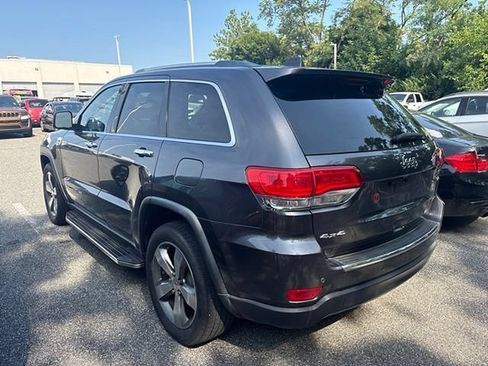 Used 2016 Jeep Grand Cherokee Limited AWD/4WD image 13