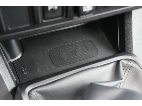 Used 2022 Toyota Tacoma TRD Off-Road w/ TRD Premium Off Road Package image 27