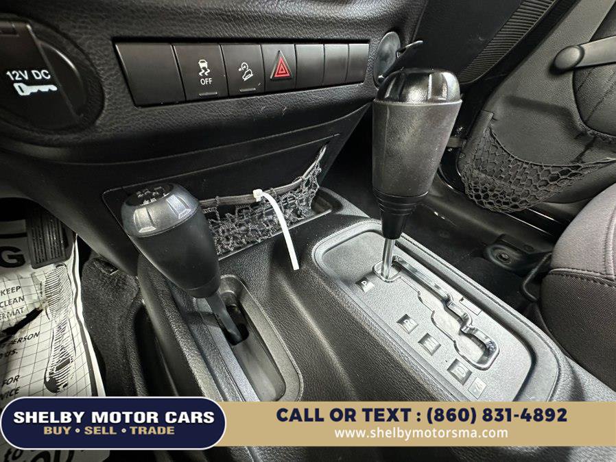 Used 2014 Jeep Wrangler Unlimited Sport AWD/4WD image 17