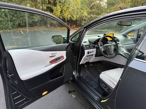 Used 2011 Lexus HS 250h image 13