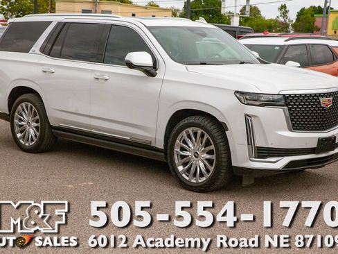 Used 2022 Cadillac Escalade Premium Luxury w/ Performance Package AWD/4WD image 1