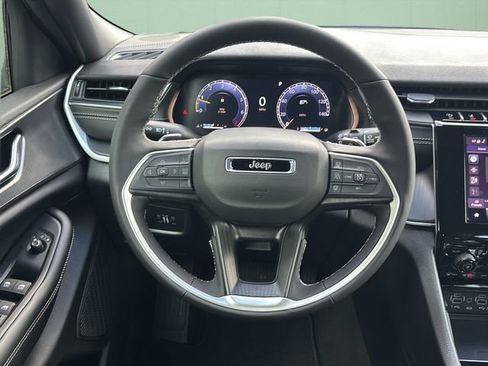 New 2026 Jeep Grand Cherokee Laredo X AWD/4WD image 24