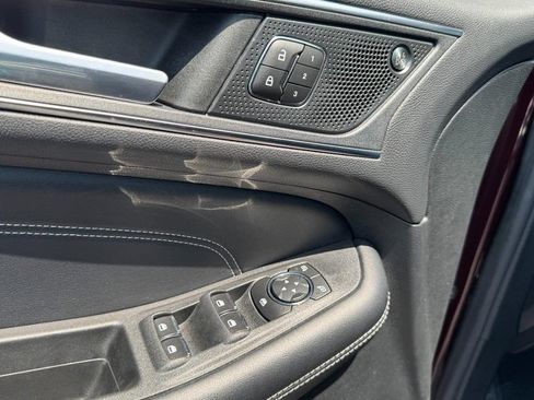 Used 2022 Ford Edge Titanium AWD/4WD image 15