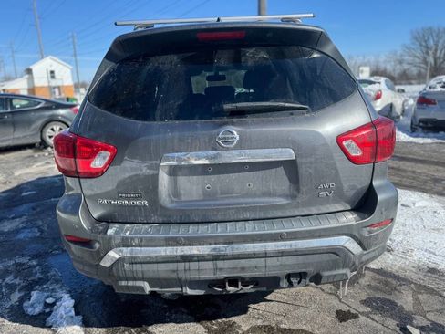 Used 2017 Nissan Pathfinder SV w/ Trailer Tow Package image 4