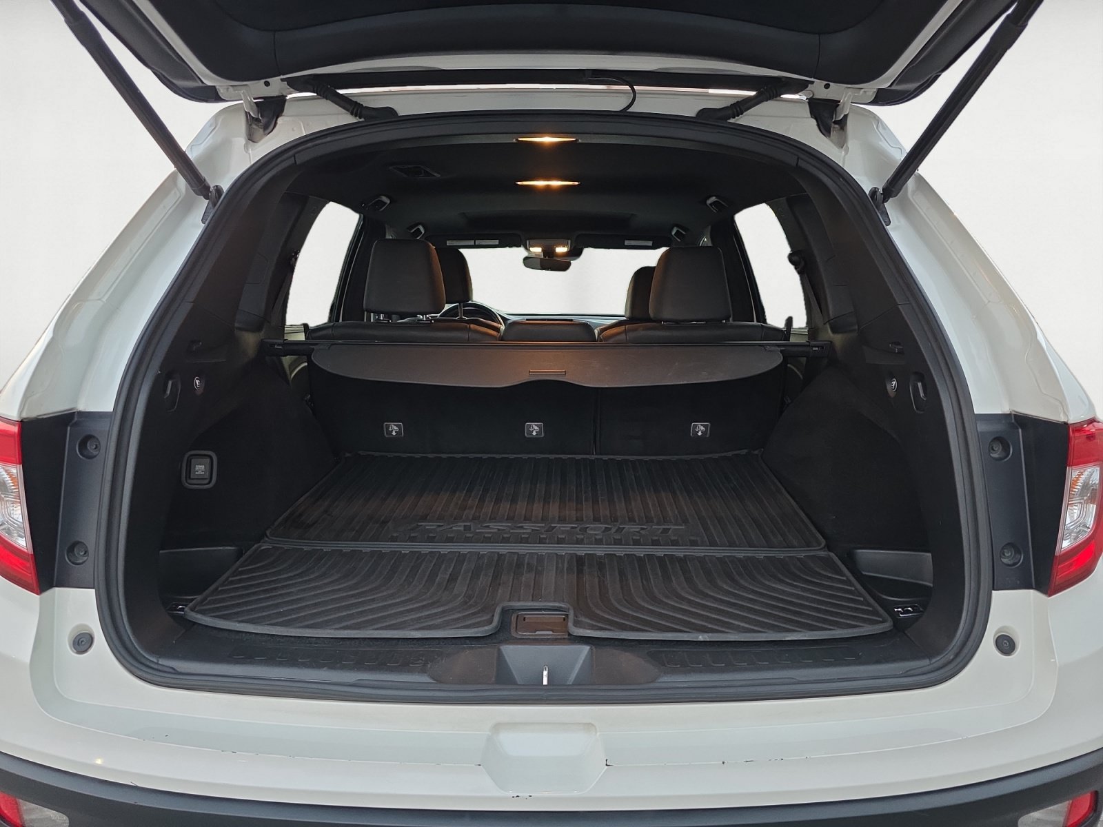Used 2019 Honda Passport Elite image 19