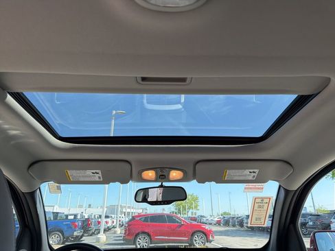 Used 2009 Chevrolet Equinox LT w/ LT Preferred Equipment Group FWD image 14