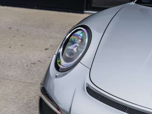Certified 2016 Porsche 911 GT3 RS RWD image 23