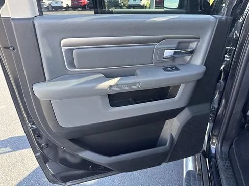 Used 2019 RAM 1500 Big Horn AWD/4WD image 13