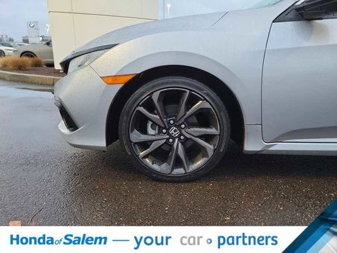 Used 2019 Honda Civic Sport image 8
