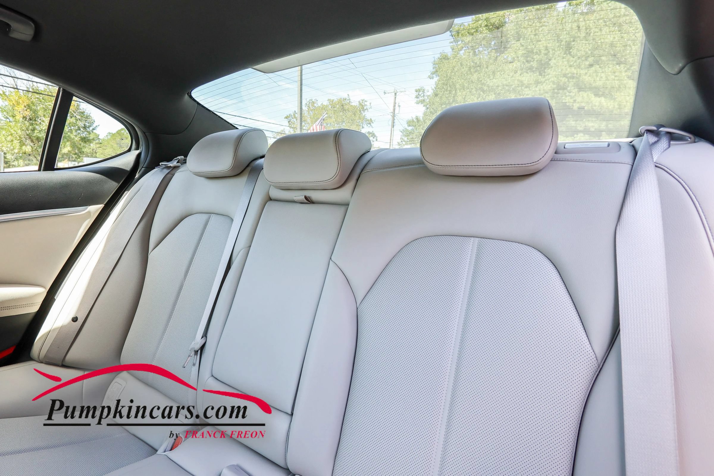 Used 2023 Genesis G70 2.0T RWD image 20