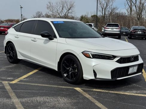 Certified 2025 Honda Civic Sport image 2