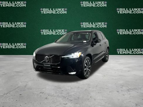 Used 2025 Volvo XC60 B5 Plus image 3