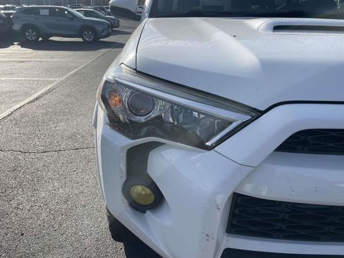 Used 2019 Toyota 4Runner TRD Off-Road image 16