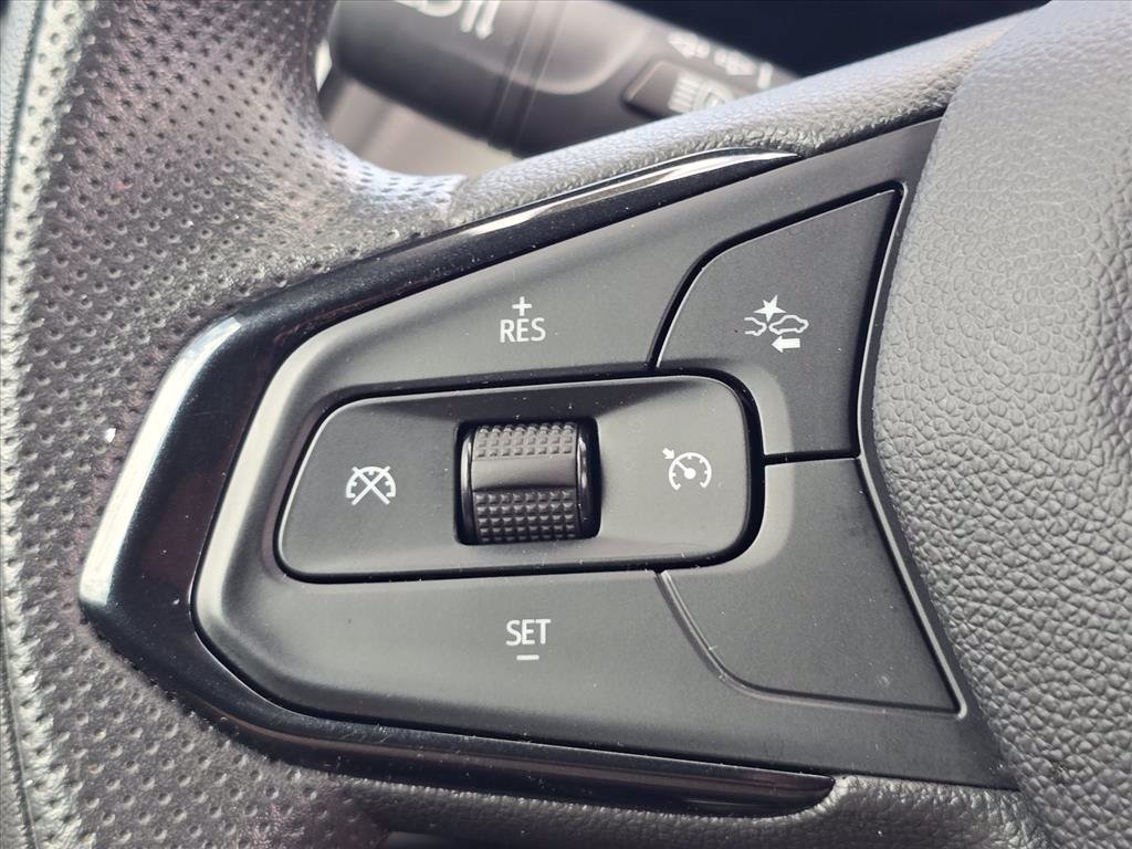 Used 2025 Chevrolet TrailBlazer LT AWD/4WD image 22
