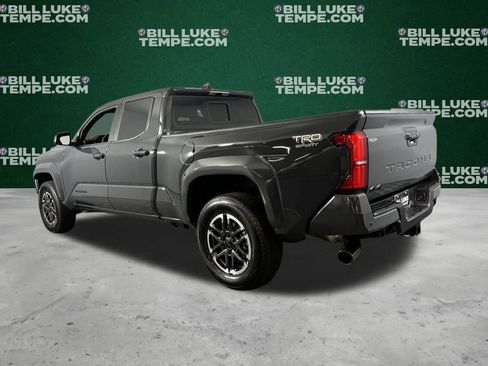 Used 2025 Toyota Tacoma TRD Sport image 9