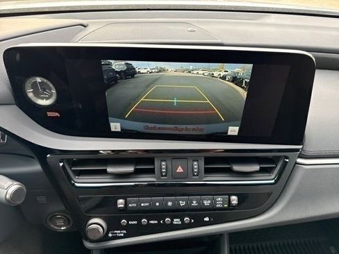 New 2025 Lexus ES 350 w/ Premium Package image 19