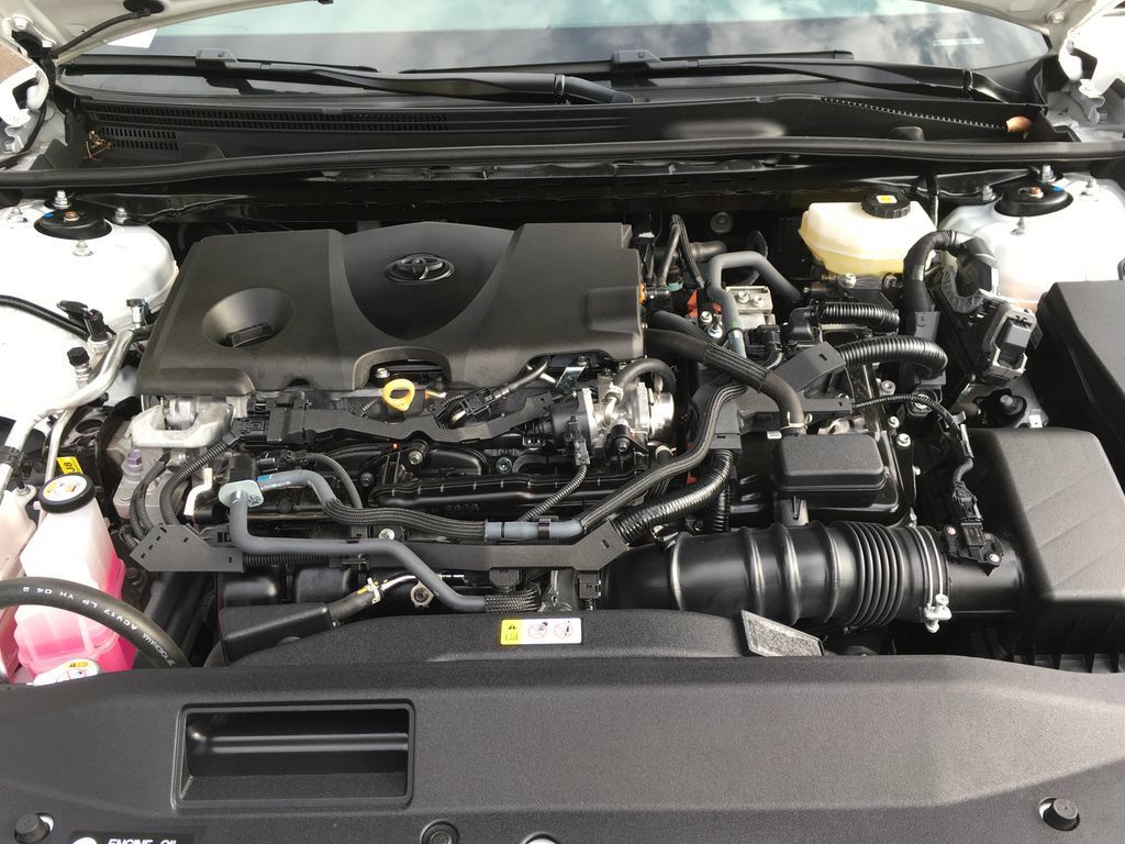 Used 2025 Toyota Camry SE FWD image 13