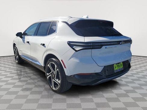 New 2026 Chevrolet Equinox EV LT image 4