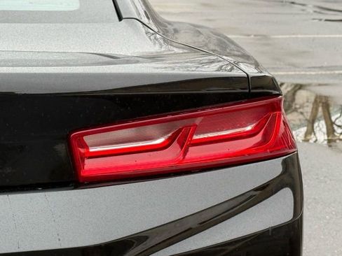 Used 2016 Chevrolet Camaro LT image 16