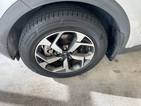 Used 2020 Kia Sportage LX AWD/4WD image 10