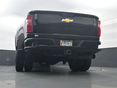 Used 2022 Chevrolet Silverado 3500 High Country image 26