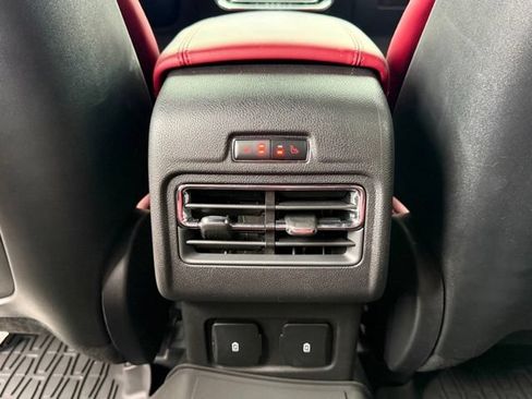 Used 2025 Lincoln Corsair Reserve w/ Equipment Group 202A FWD image 20