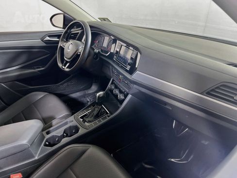 Used 2021 Volkswagen Jetta SE w/ SE Cold Weather Package FWD image 28