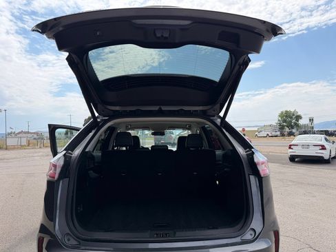 Used 2024 Ford Edge Titanium AWD/4WD image 29