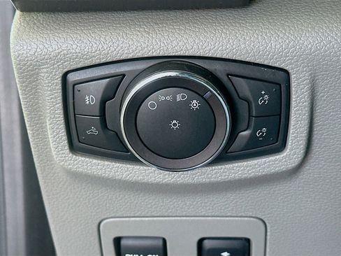 Used 2018 Ford F150 XLT w/ Equipment Group 301A Mid AWD/4WD image 16